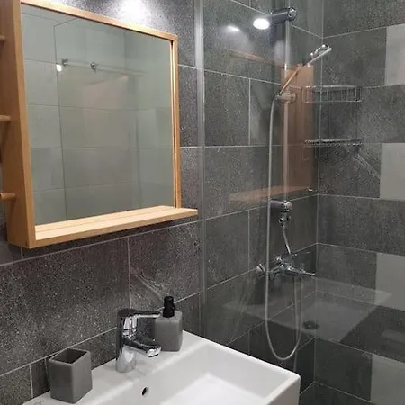 Апартамент У Дома Apartament Warna
